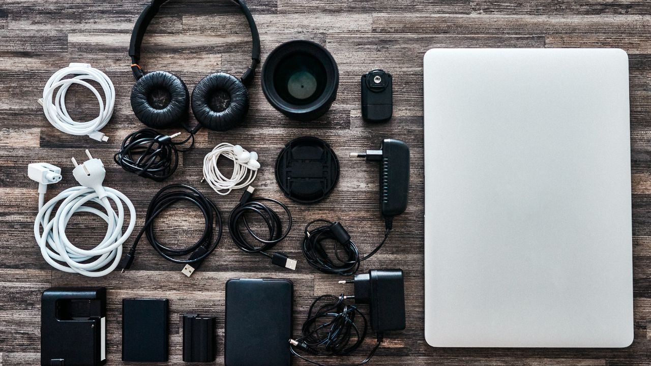 Best Ways To Organize Your Tech Gadgets