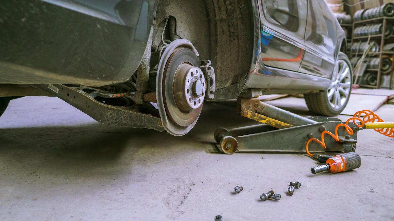 Understanding The Signs Of Brake Problems
