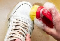 Bagaimana Cara Merawat Sepatu Agar Tetap Awet