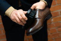 Tips Untuk Merawat Dan Membersihkan Sepatu Kulit Dengan Benar